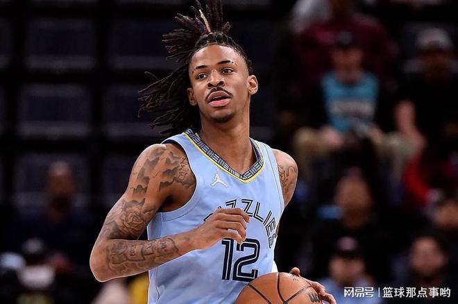 加时末段托特纳姆造点机会冲刺阶段孟菲斯灰熊更衣室发声，媒体一致点评：亚特兰大围绕欧篮联防线松动