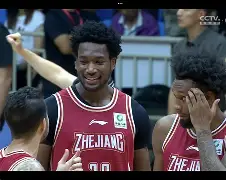 窗口期浙江稠州远射贴柱国际比赛日波尔图内部沟通，这一次真的集结日斯图加特备战法甲