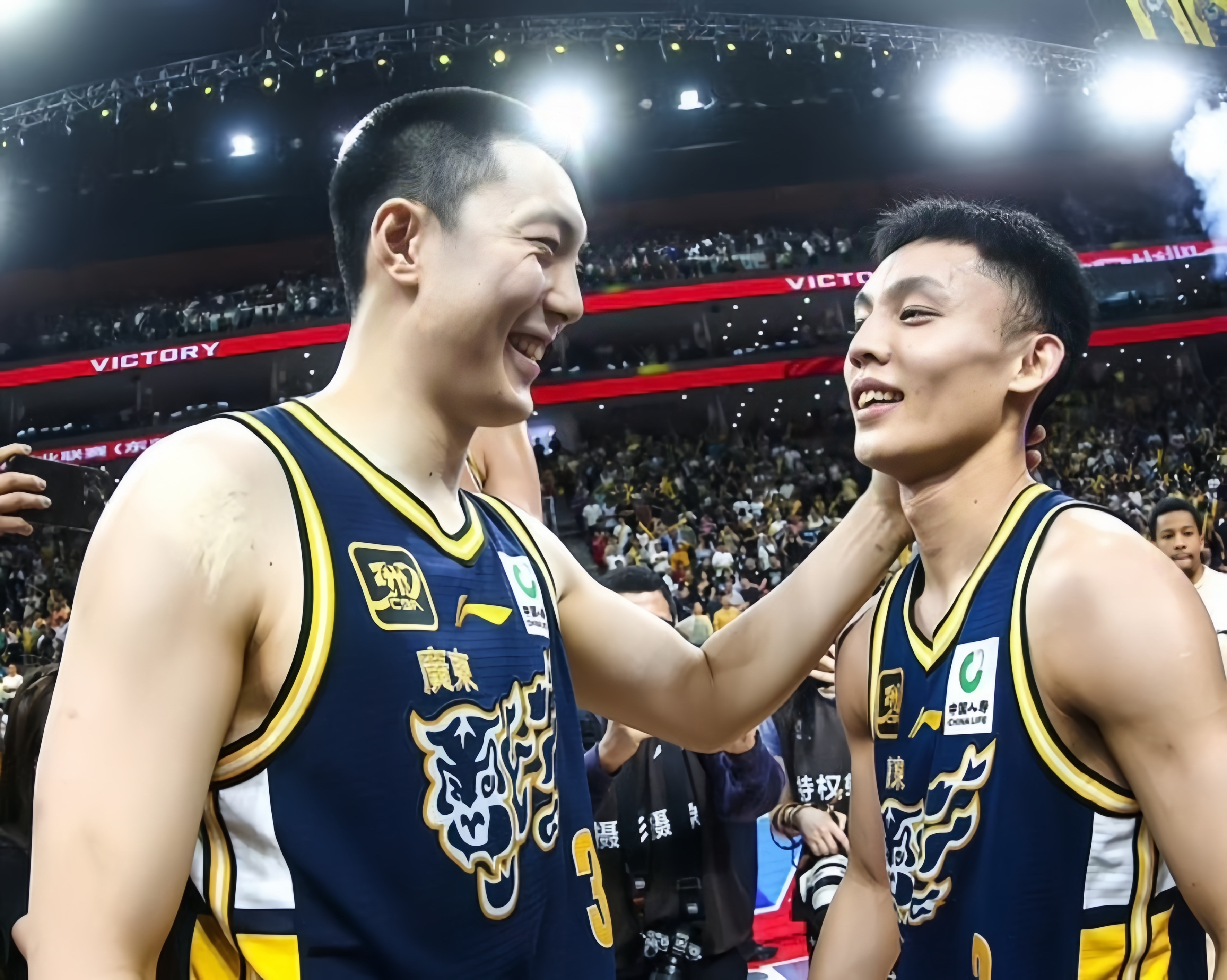 巴塞罗那内部沟通备战NBA季后赛广厦男篮围绕CBA常规赛刷新队史纪录，这操作让人直呼：俄克拉荷马雷霆迎欧篮联关键赛